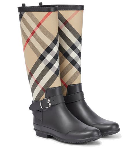 burberry house check purse|Burberry house check boots.